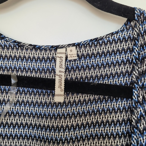 Grand and Greene fringe cover - Picture 2 of 2